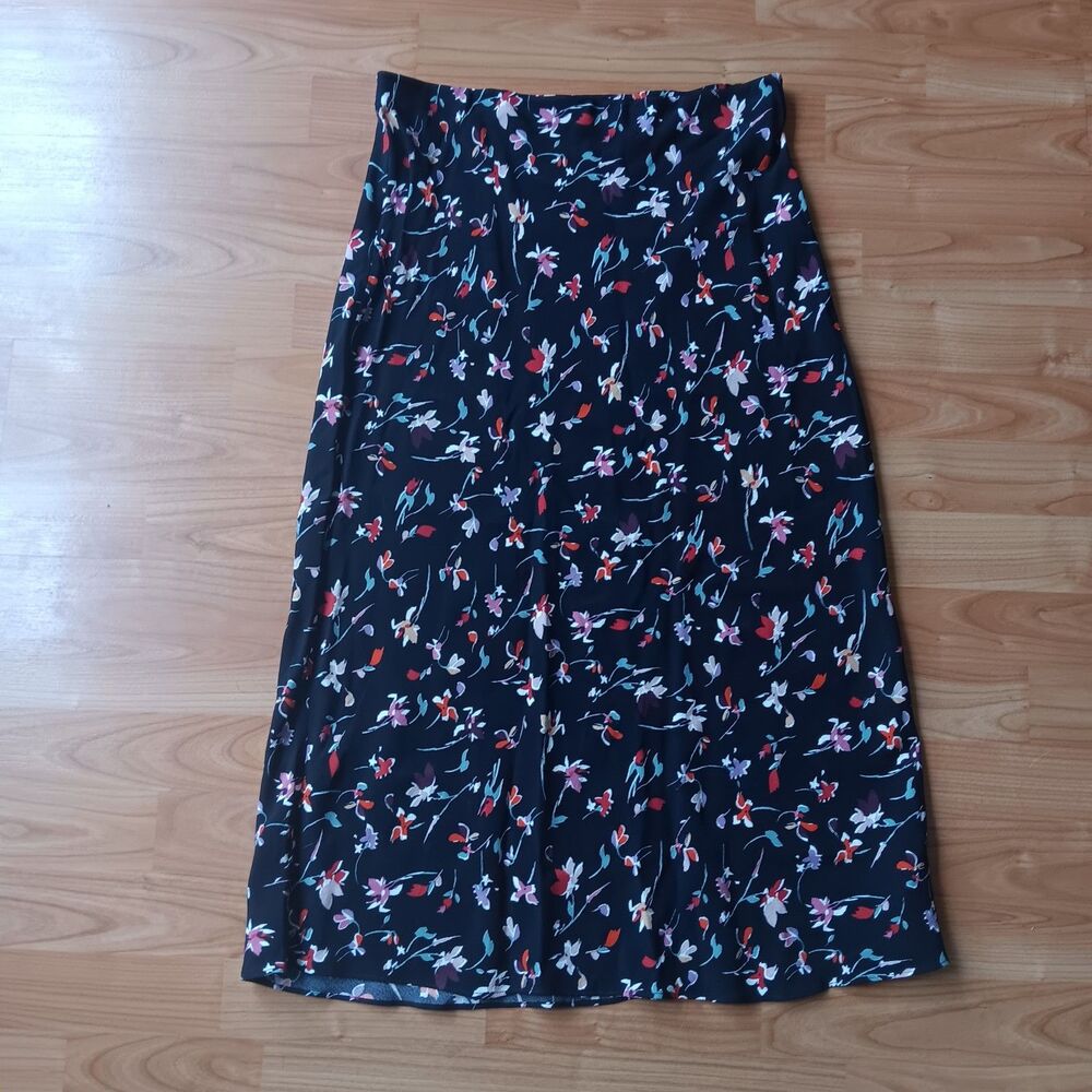Madewell midi slip skirt in drifting flowers true black Sz 8 Grunge Whimsigoth